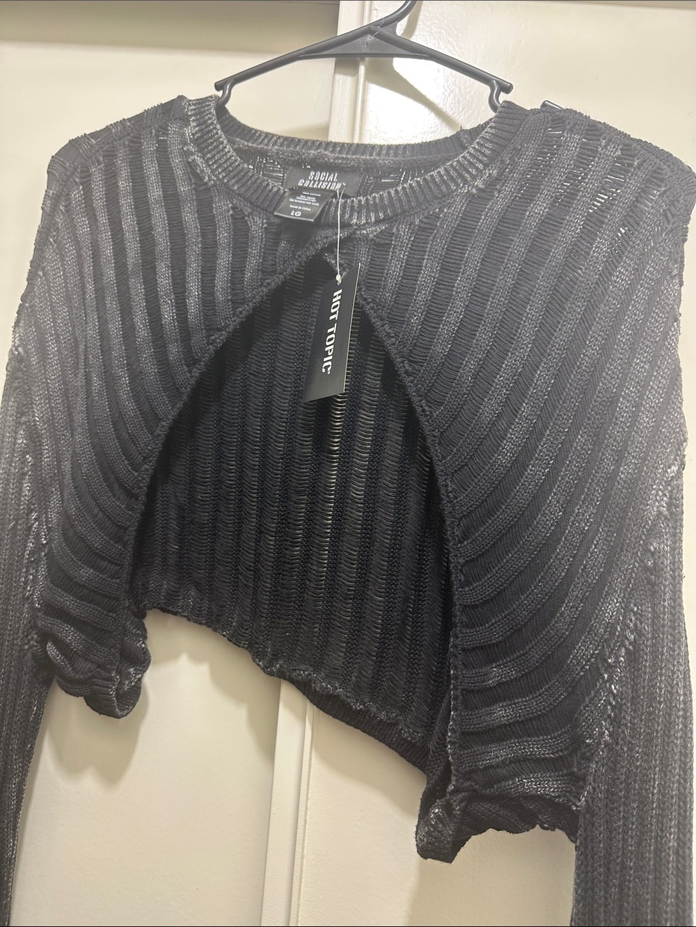 Hot Topic Black Ribbed Open-Front Cropped Shrug